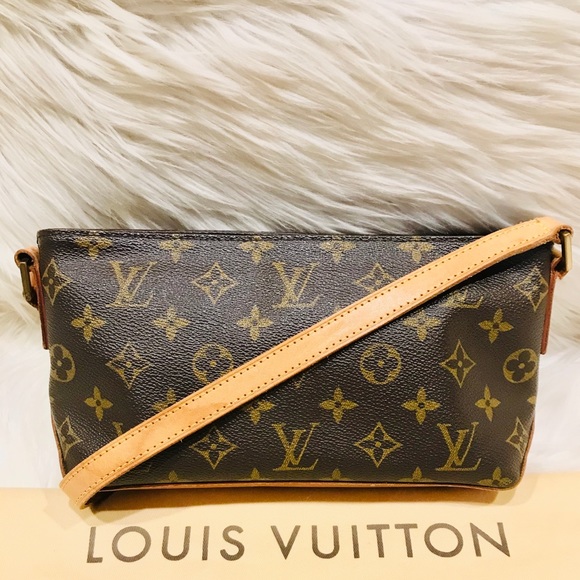 Louis Vuitton Handbags - Authentic Louis Vuitton Trotteur #9.6y